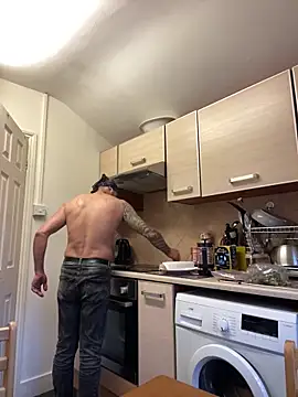 Snapshot of Yourhotboy_42 chatting on 20, 2, 2026 Yourhotboy 42 online show from 20, 2, 2026