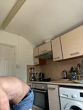 Snapshot of Yourhotboy_42 chatting on 8, 3, 2026 Yourhotboy 42 online show from 8, 3, 2026