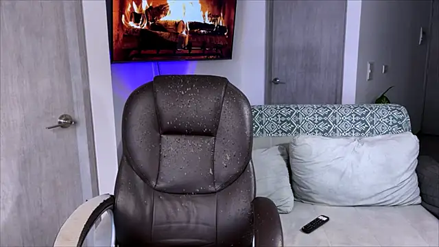 Alexxblue online show from 18, 2, 2025