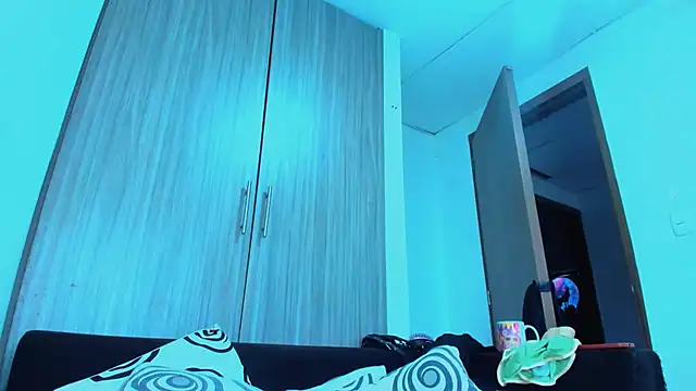 naugthy dominant online show from 4, 10, 2025