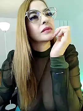 Alessandra Schmoll online show from 17, 3, 2025