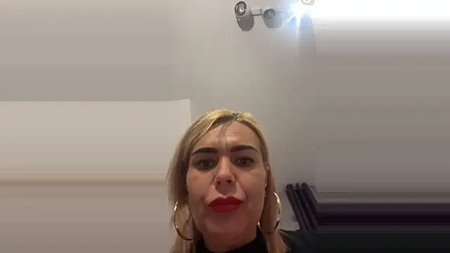 Snapshot of DESIREjenny chatting on 28, 12, 2024 DESIREjenny online show from 28, 12, 2024