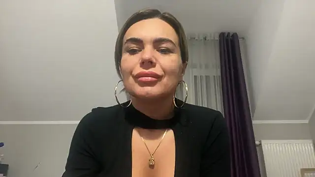 Snapshot of DESIREjenny chatting on 18, 2, 2025 DESIREjenny online show from 18, 2, 2025