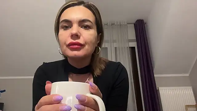 Snapshot of DESIREjenny chatting on 14, 3, 2025 DESIREjenny online show from 14, 3, 2025