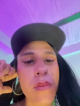 Snapshot of Ari-Hall chatting on 19, 3, 2025 Ari-Hall online show from 19, 3, 2025