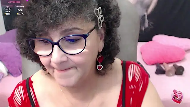 Snapshot of cataleya_mom chatting on 27, 2, 2025 cataleya mom online show from 27, 2, 2025