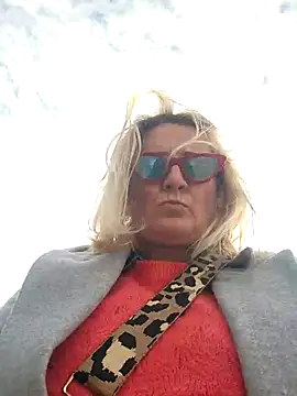 Snapshot of lady_charlyne chatting on 19, 2, 2025 lady charlyne online show from 19, 2, 2025