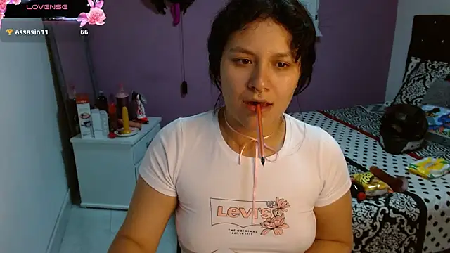 Snapshot of soniafuckboobs chatting on 31, 1, 2025 soniafuckboobs online show from 31, 1, 2025