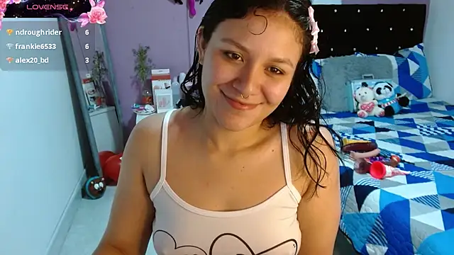 Snapshot of soniafuckboobs chatting on 3, 3, 2025 soniafuckboobs online show from 3, 3, 2025