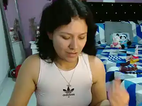Snapshot of soniafuckboobs chatting on 6, 3, 2025 soniafuckboobs online show from 6, 3, 2025