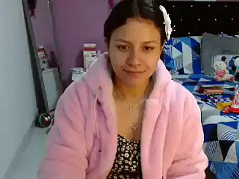 Snapshot of soniafuckboobs chatting on 7, 3, 2025 soniafuckboobs online show from 7, 3, 2025