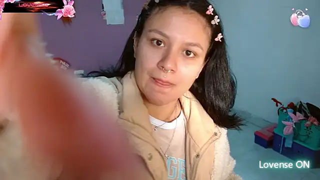 Snapshot of soniafuckboobs chatting on 10, 3, 2025 soniafuckboobs online show from 10, 3, 2025