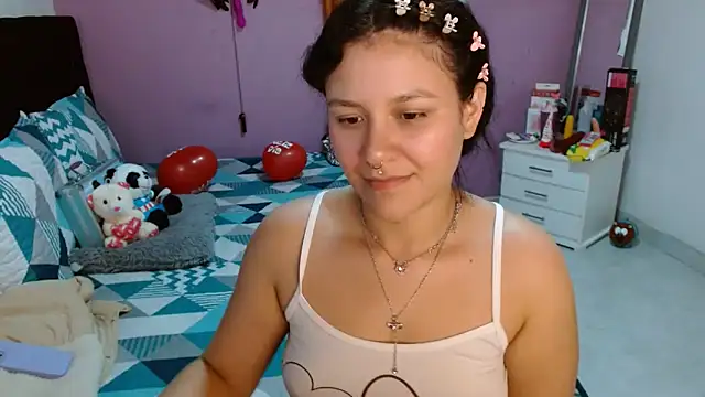 Snapshot of soniafuckboobs chatting on 11, 3, 2025 soniafuckboobs online show from 11, 3, 2025