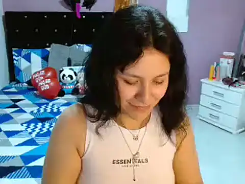 Snapshot of soniafuckboobs chatting on 12, 3, 2025 soniafuckboobs online show from 12, 3, 2025