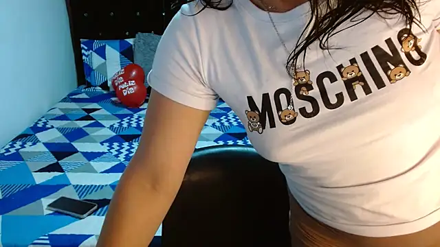 Snapshot of soniafuckboobs chatting on 13, 3, 2025 soniafuckboobs online show from 13, 3, 2025