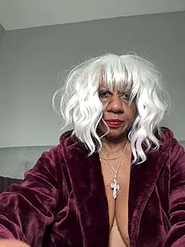 BreanaDivine online show from 6, 2, 2025