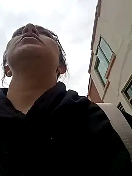 Chantal hott online show from 12, 9, 2025