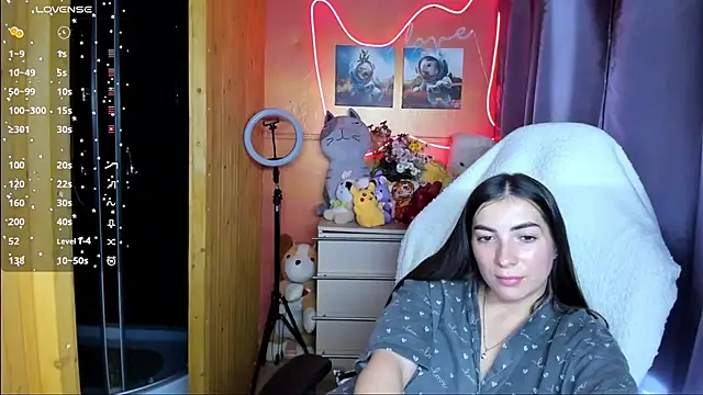 Snapshot of Fiery_Brunette_ chatting on 27, 9, 2025 Fiery Brunette online show from 27, 9, 2025