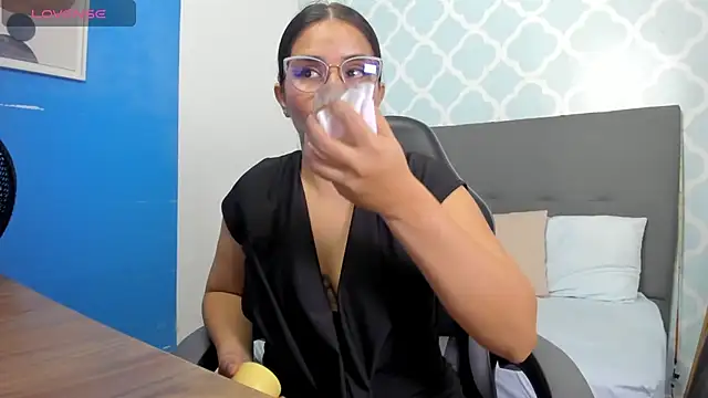 Snapshot of ayla13_ chatting on 12, 2, 2026 ayla13 online show from 12, 2, 2026