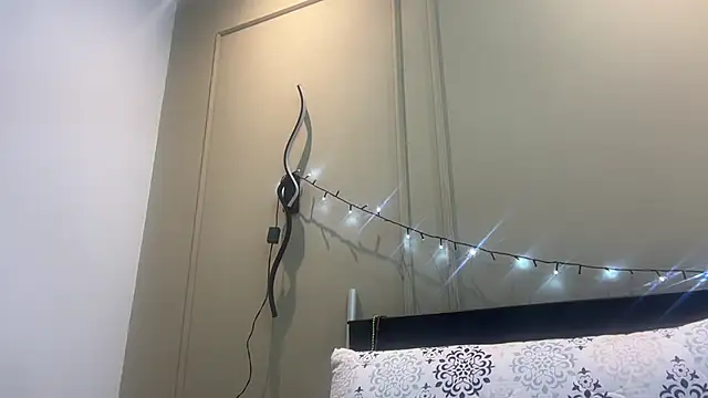 ChocolateCakeQueen online show from 3, 2, 2025