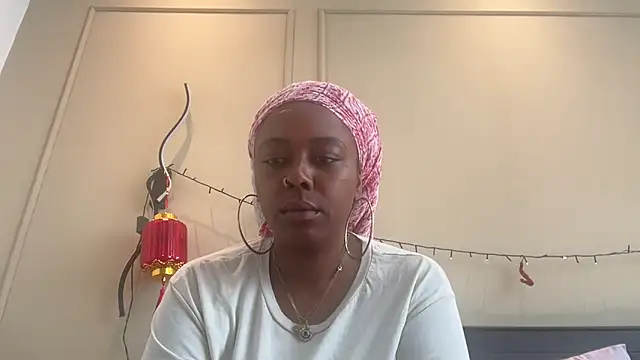 ChocolateCakeQueen online show from 27, 2, 2025