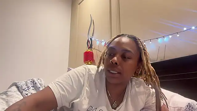 ChocolateCakeQueen online show from 16, 3, 2025