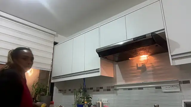 ChocolateCakeQueen online show from 5, 10, 2025