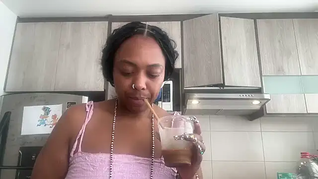 ChocolateCakeQueen online show from 1, 3, 2026