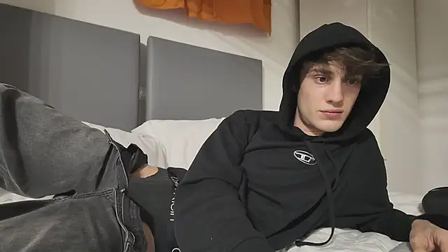 Snapshot of twinkyjd_ chatting on 4, 11, 2025 twinkyjd online show from 4, 11, 2025