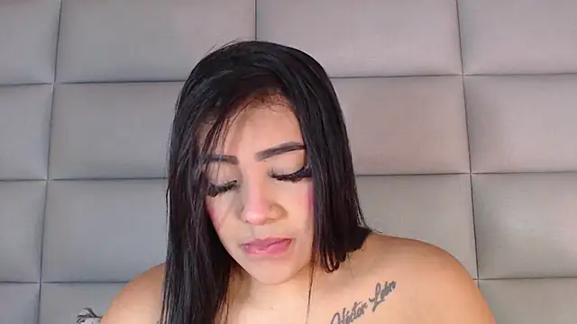 Snapshot of emily_brontee_ chatting on 7, 12, 2024 emily brontee online show from 7, 12, 2024