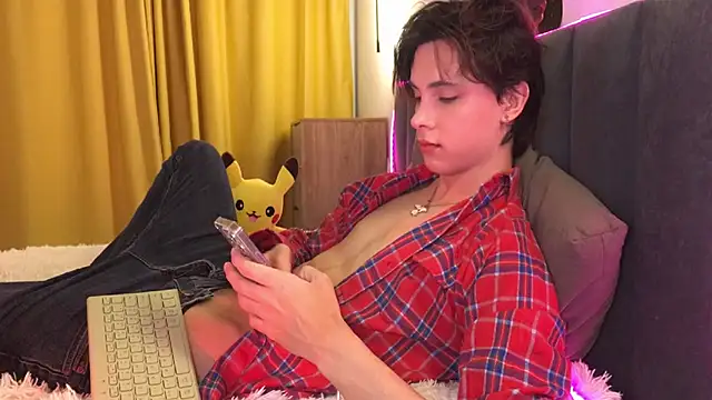 k0sta  online show from 5, 3, 2025