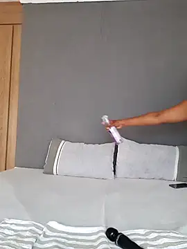 Jazmine-Blue online show from 22, 12, 2024