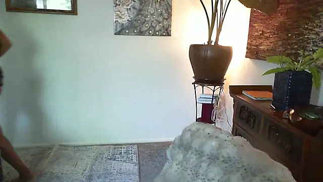 Snapshot of CeceilaMoon chatting on 18, 6, 2026 CeceilaMoon online show from 18, 6, 2026