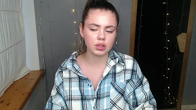 Snapshot of IsabellaBler chatting on 8, 12, 2024 IsabellaBler online show from 8, 12, 2024