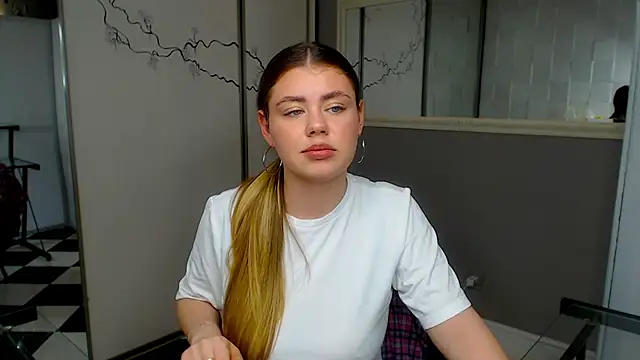 Snapshot of IsabellaBler chatting on 13, 3, 2025 IsabellaBler online show from 13, 3, 2025