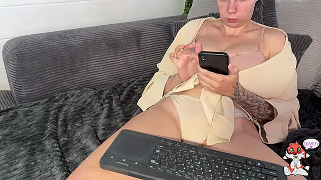 Snapshot of -Sweet-Kitty- chatting on 30, 6, 2026 -Sweet-Kitty- online show from 30, 6, 2026