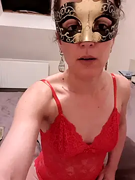 Masquegirlmysterious online show from 8, 4, 2026