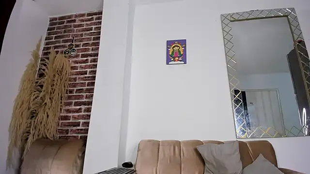 sharlot evans  online show from 8, 4, 2026