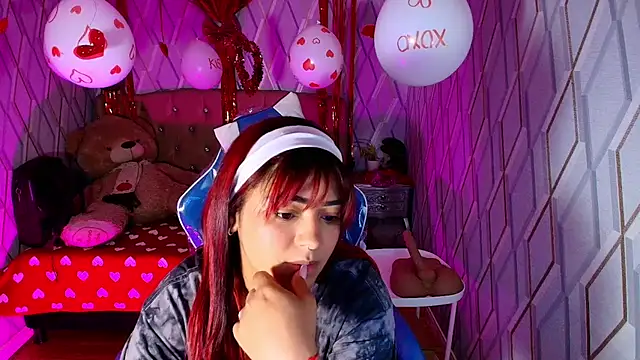 NicolleTaylor online show from 13, 2, 2026