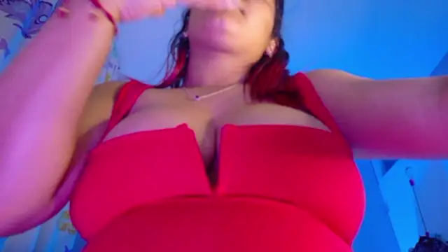 Snapshot of NicolleTaylor chatting on 12, 6, 2026 NicolleTaylor online show from 12, 6, 2026