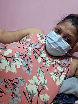 Snapshot of kunjan789 chatting on 28, 10, 2025 kunjan789 online show from 28, 10, 2025