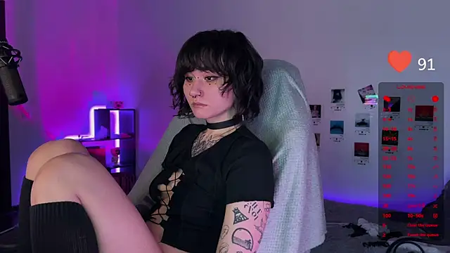 deadlysweet online show from 27, 1, 2025