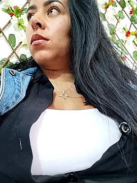 Emily Wane online show from 10, 9, 2025