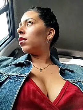 Emily Wane online show from 3, 11, 2025