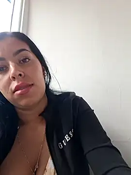 Snapshot of Emily_Wane chatting on 16, 7, 2026 Emily Wane online show from 16, 7, 2026