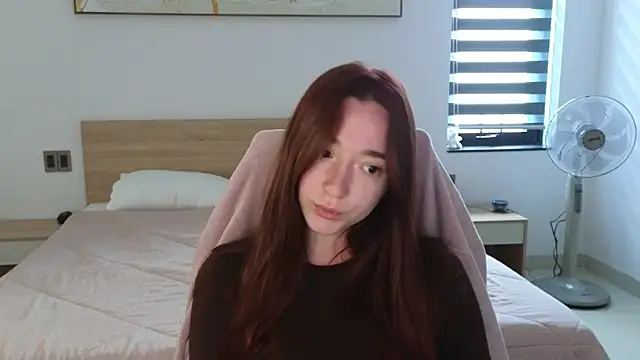 YasmineWest online show from 17, 3, 2026