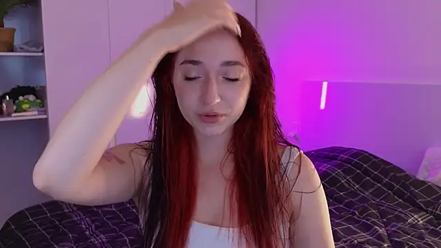 YasmineWest online show from 16, 7, 2026