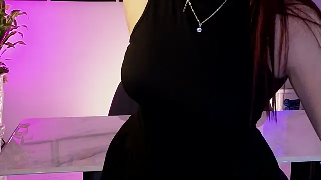 YasmineWest online show from 26, 7, 2026