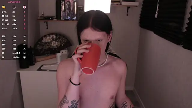 carthylovvve online show from 26, 1, 2025