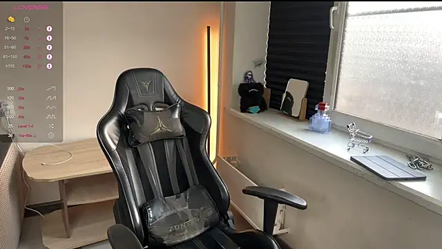 carthylovvve online show from 16, 4, 2026